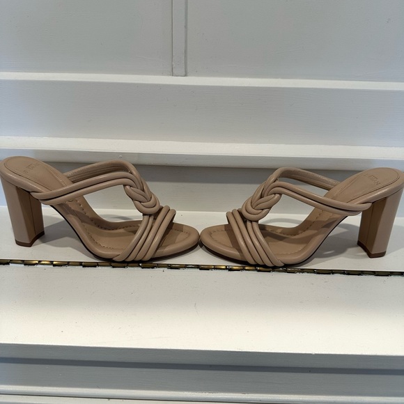 Alexandre Birman Nude Heels - Picture 2 of 4